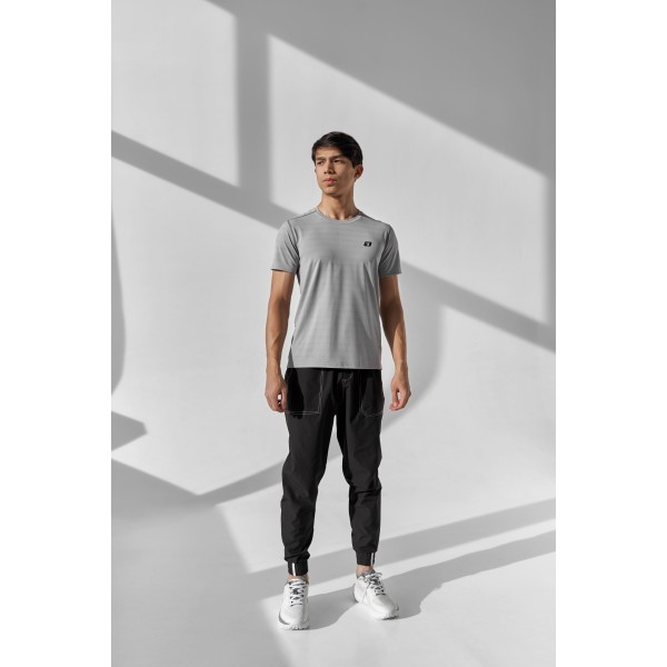 Erkaklar uchun Indeed fitnes futbolkasi